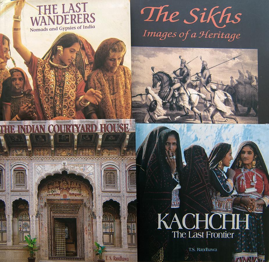 Bed and Breakfast Haveli Hauz Khas Нью-Дели Экстерьер фото